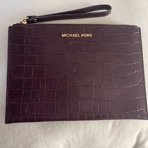 Michael Kors Wristlet